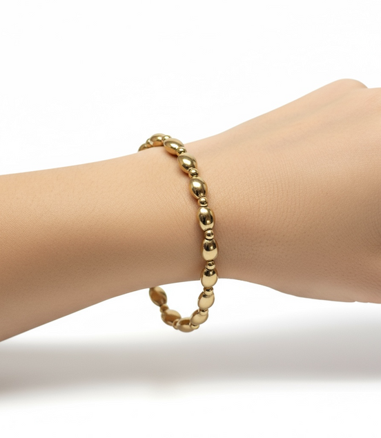 Gold Ogni Altra Moneta 6.7mm Bead Bracelet ~ Carmela